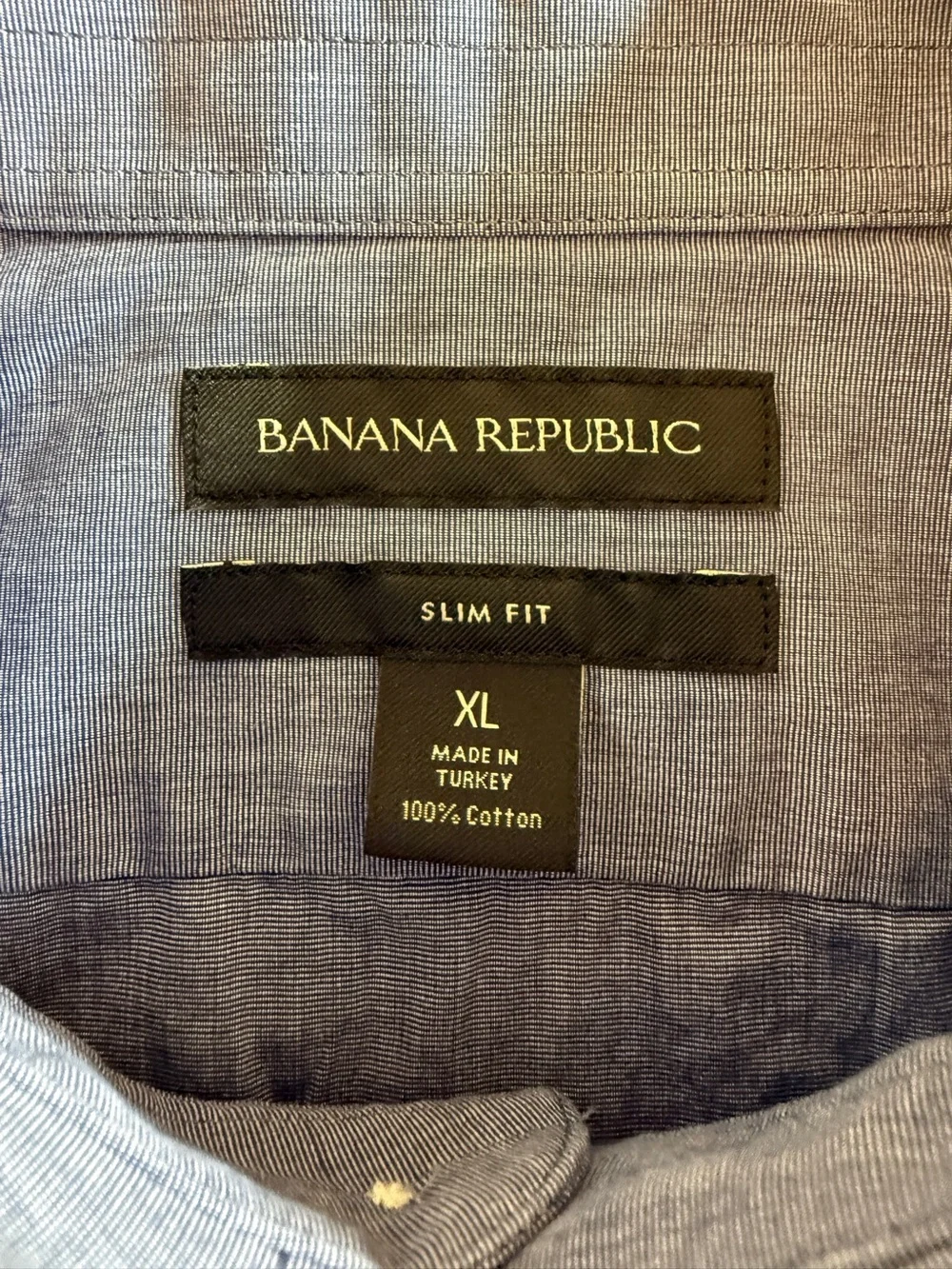 Banana Republic Men’s Slim Fit Shirt – Size XL – Blue Micro-Stripe